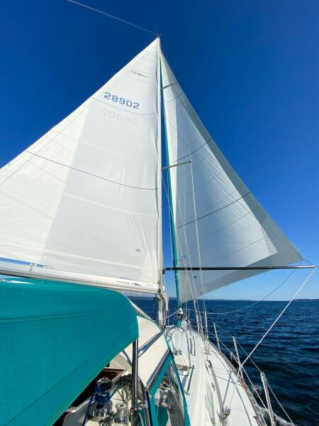 44' 2000 Outbound 44