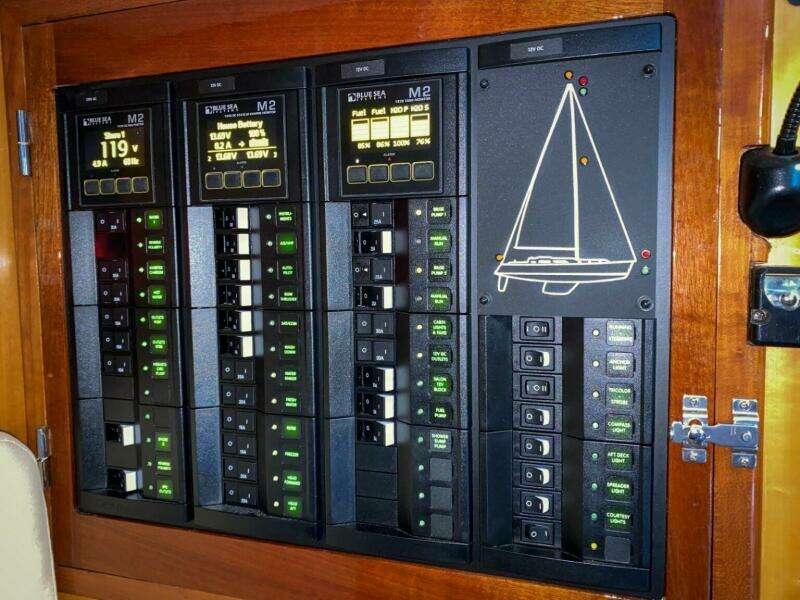 44ft Outbound Yacht For Sale