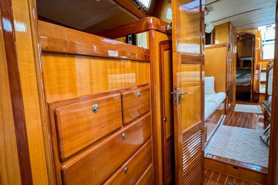 44ft Outbound Yacht For Sale