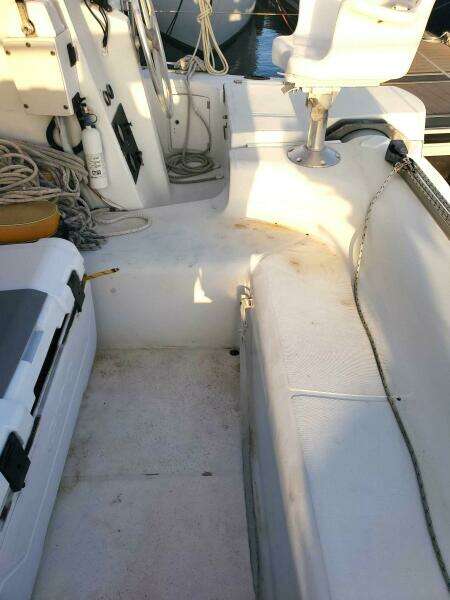 35ft Beneteau Yacht For Sale