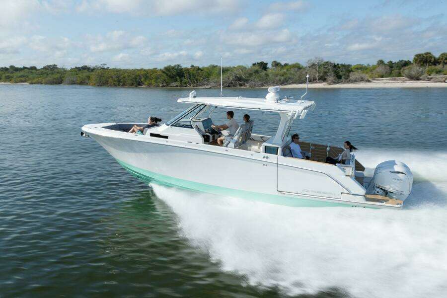 34ft Regal Yacht For Sale