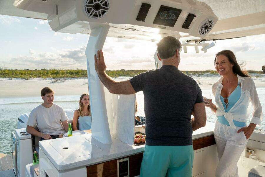 34ft Regal Yacht For Sale