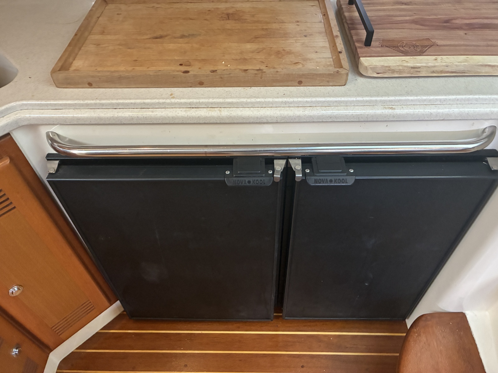 2000 Cabo Express 45