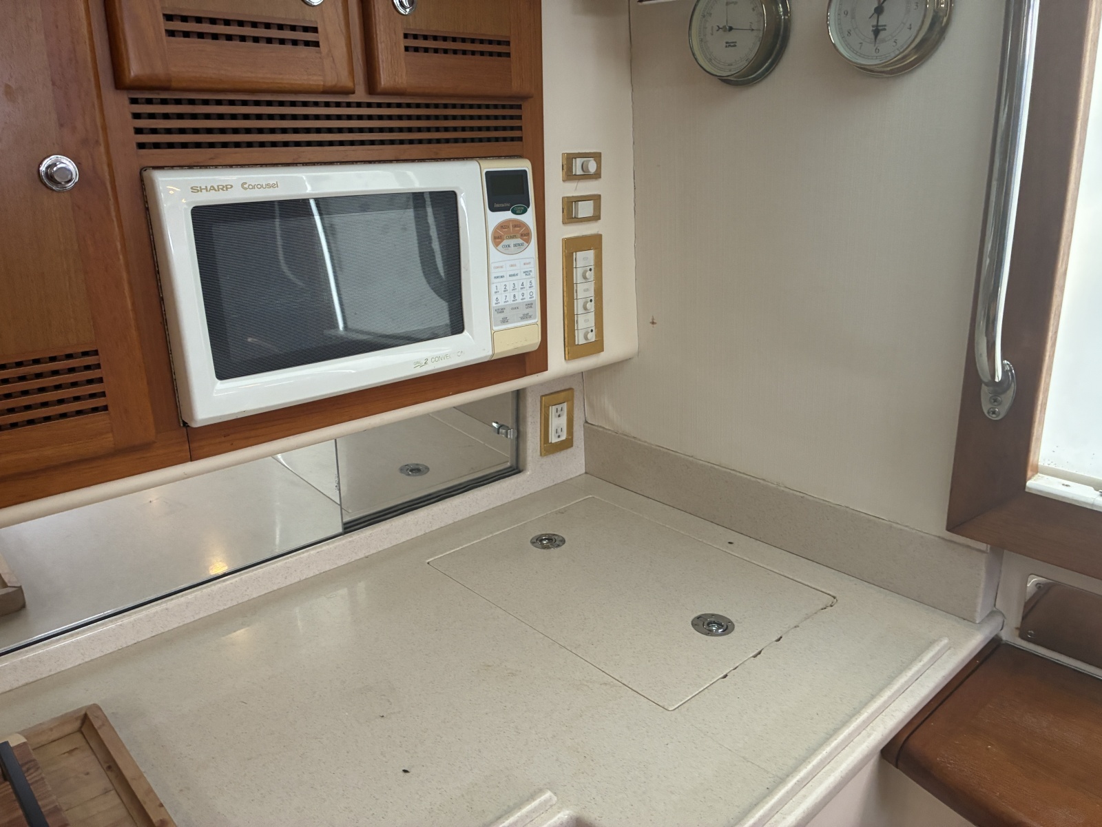 2000 Cabo Express 45