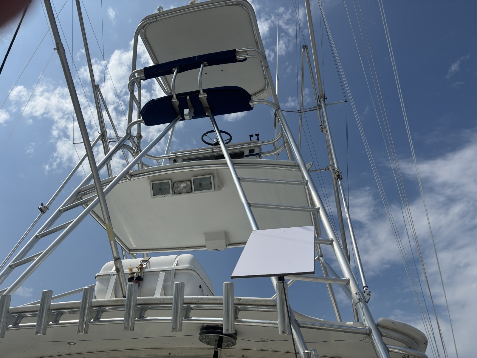 2000 Cabo Express 45