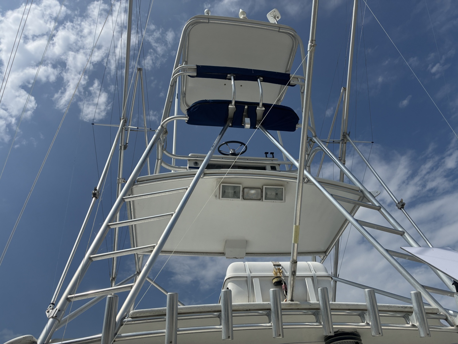 2000 Cabo Express 45