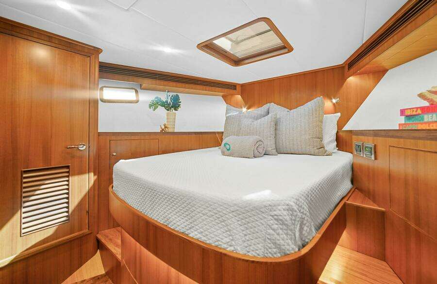 CHECKOUT 61ft Outer Reef Yachts Yacht For Sale