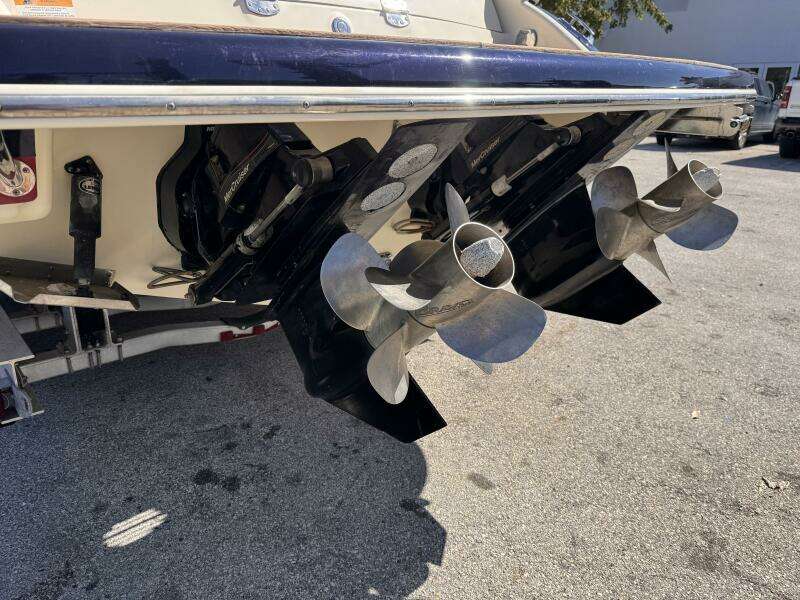 30ft Chris Craft Yacht For Sale