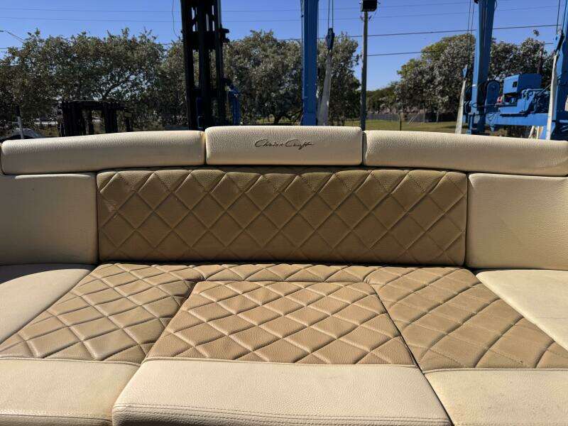 30ft Chris Craft Yacht For Sale