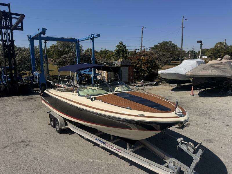 30ft Chris Craft Yacht For Sale