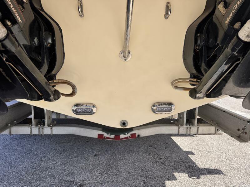 30' 2019 Chris-Craft 