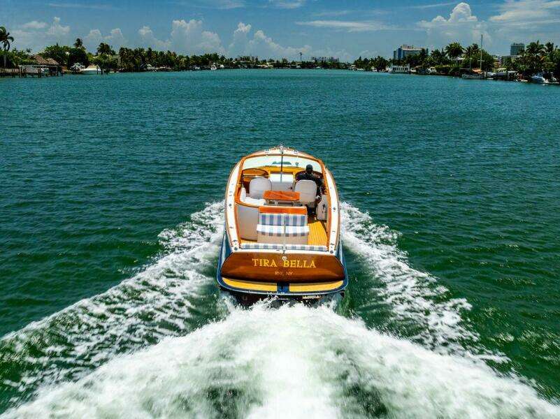 Tira Bella 30ft Hinckley Yacht For Sale