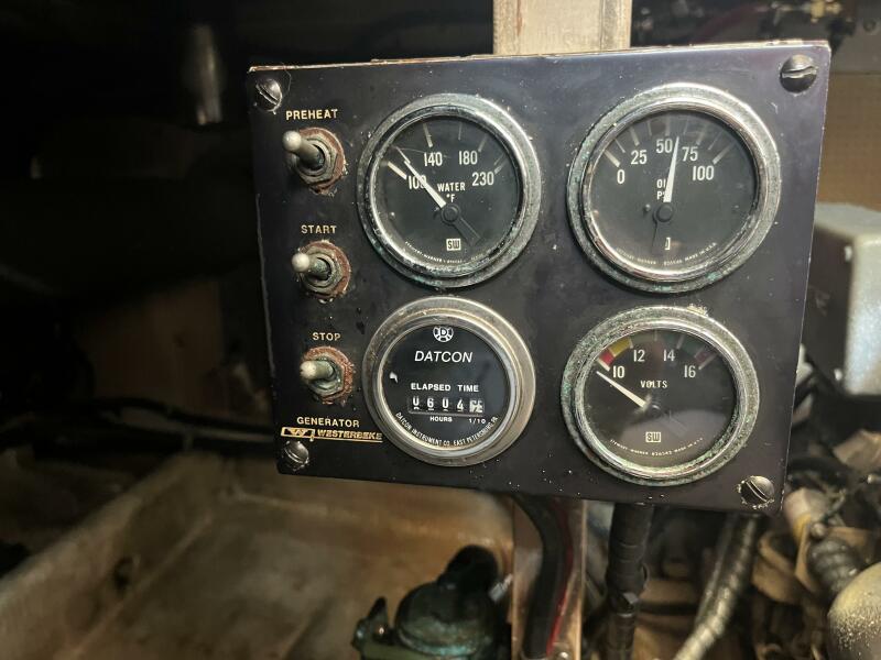 38' 1986 Wilbur Flybridge Cruiser