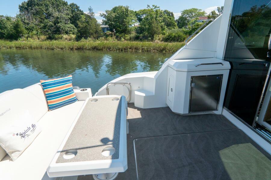 48' 2013 Cruisers Yachts 48 Cantius