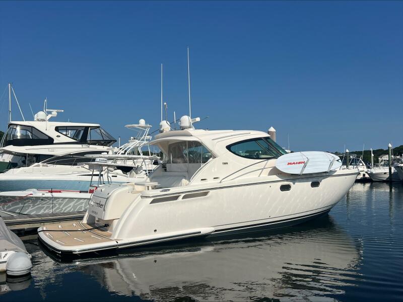 45' 2013 Tiara Yachts 4500 Sovran