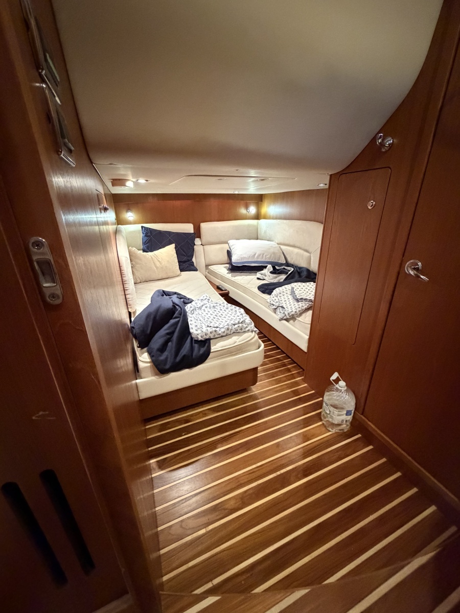 2013 Tiara Yachts 4500 Sovran