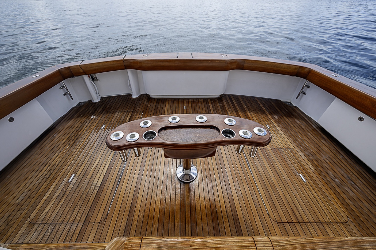 Viking 64 BIG BLUE - Cockpit