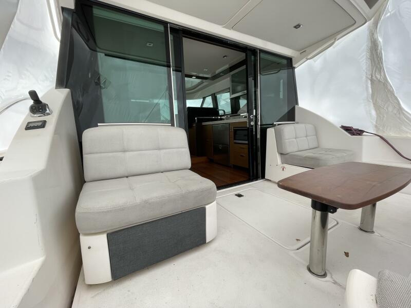 44' 2016 Tiara Yachts C44 Coupe