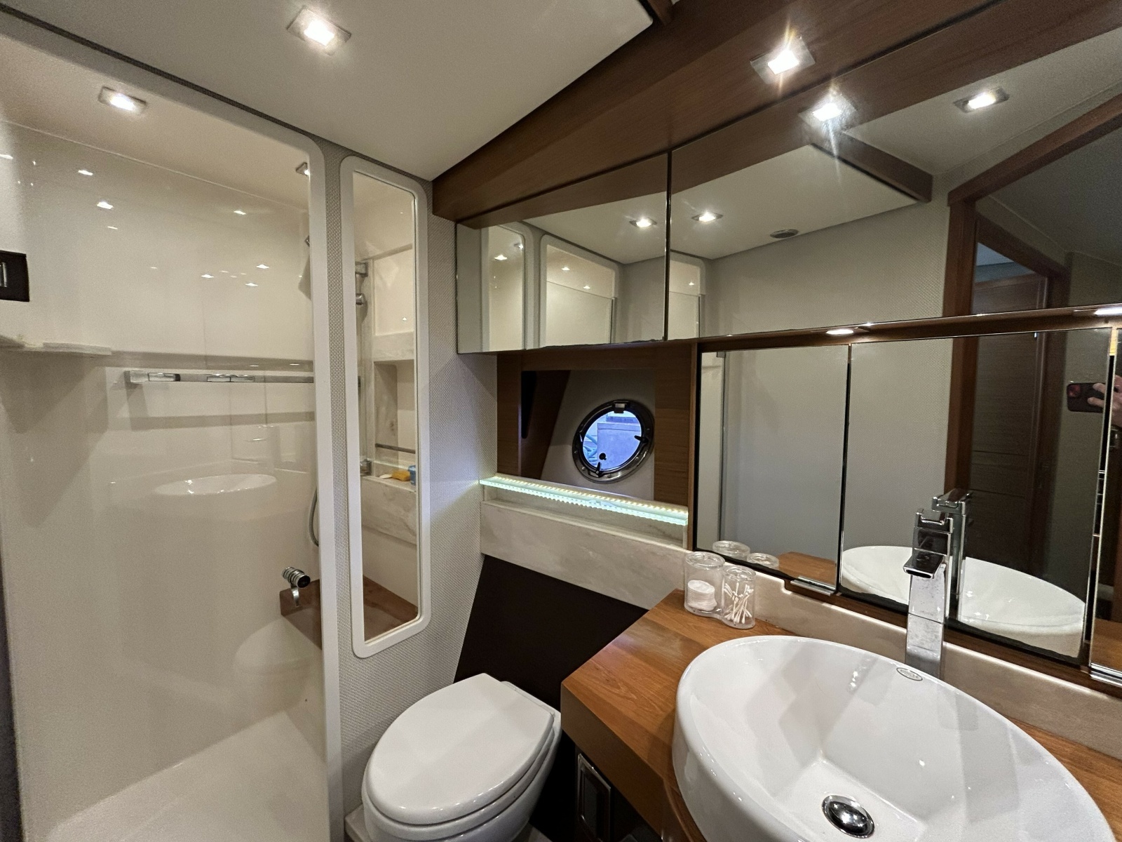 44ft Tiara Yachts Yacht For Sale