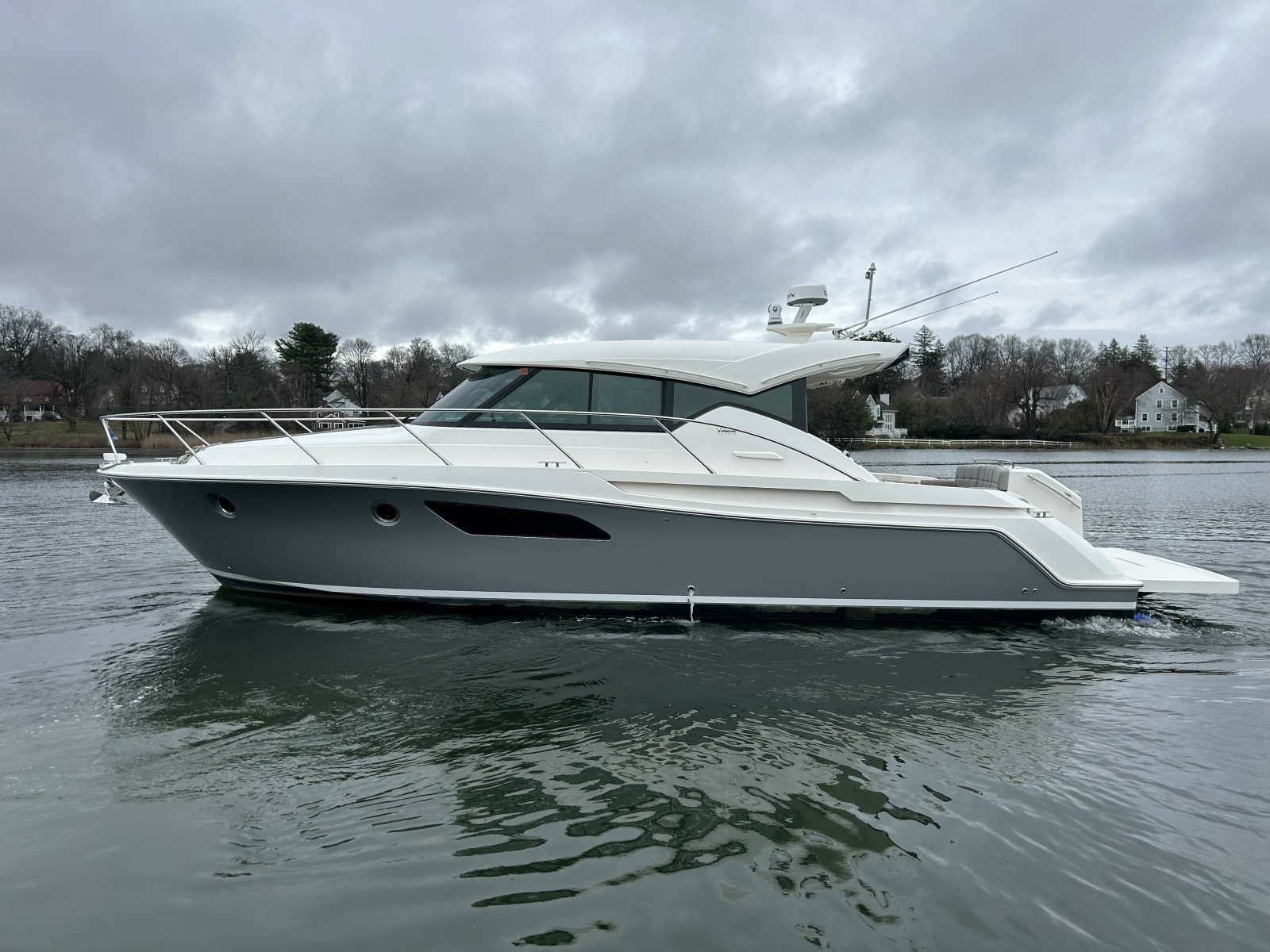 44ft Tiara Yachts Yacht For Sale