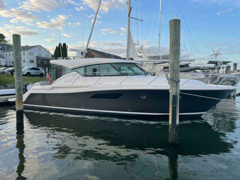 44ft Tiara Yachts Yacht For Sale