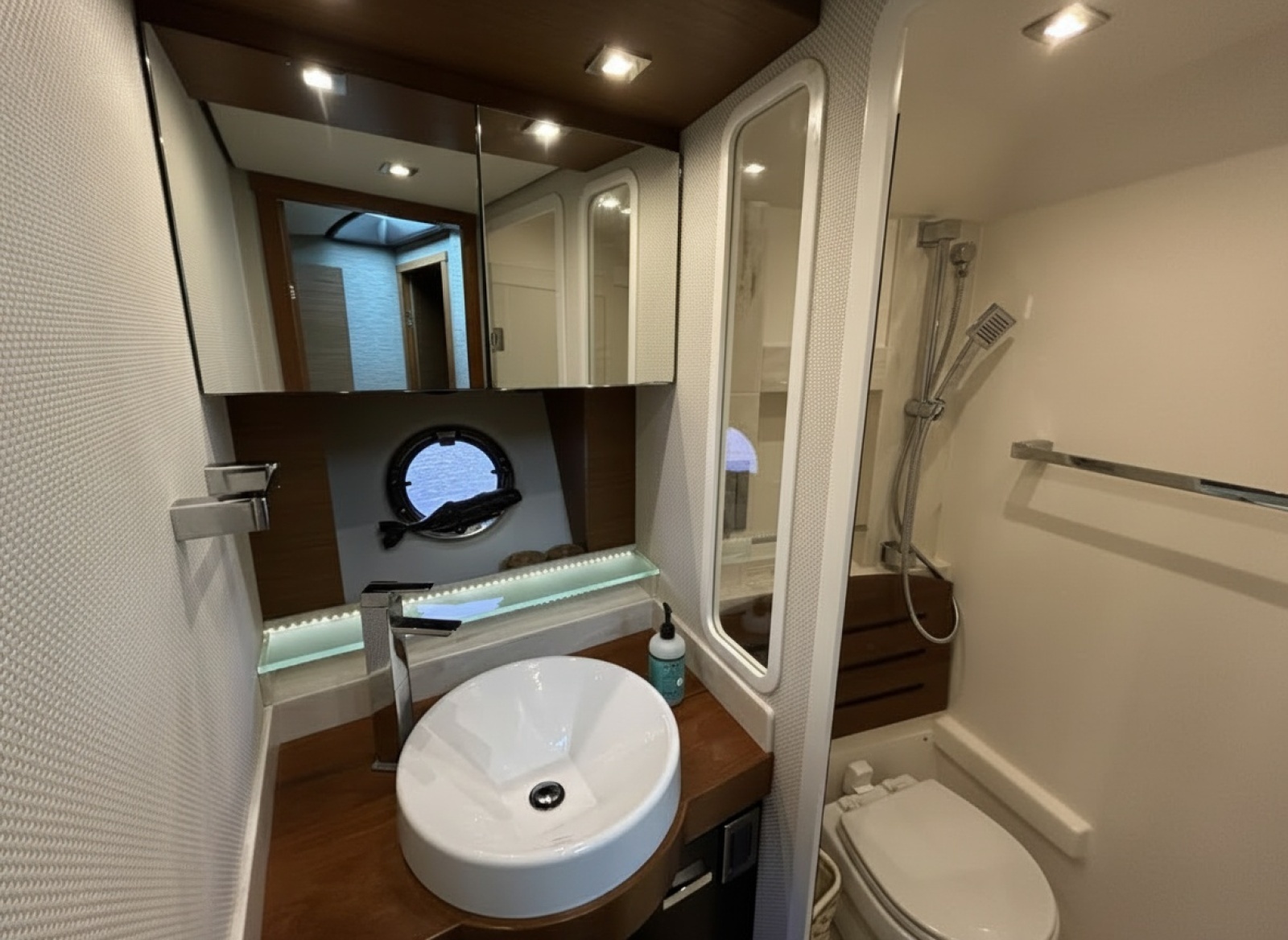 44ft Tiara Yachts Yacht For Sale