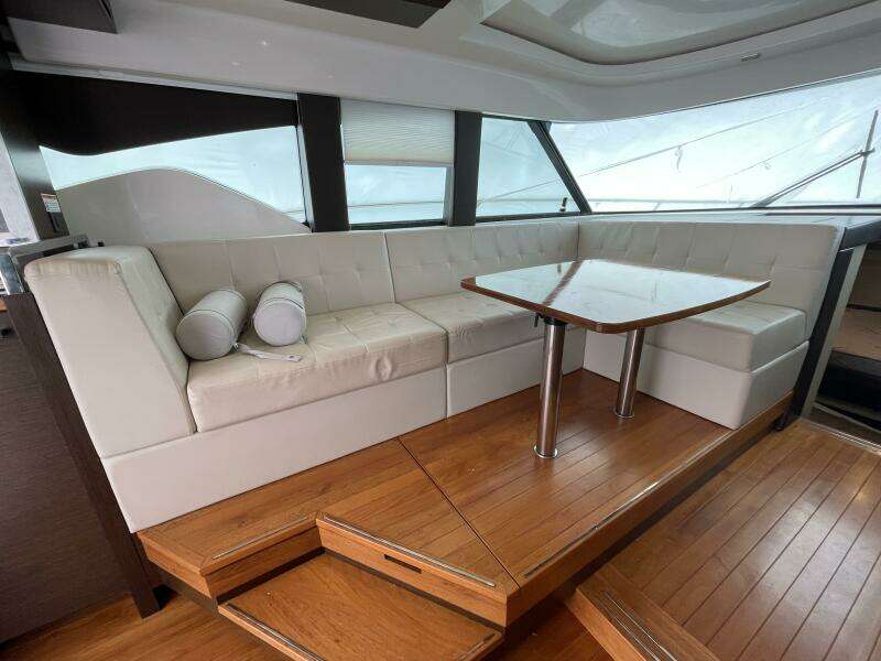 44ft Tiara Yachts Yacht For Sale