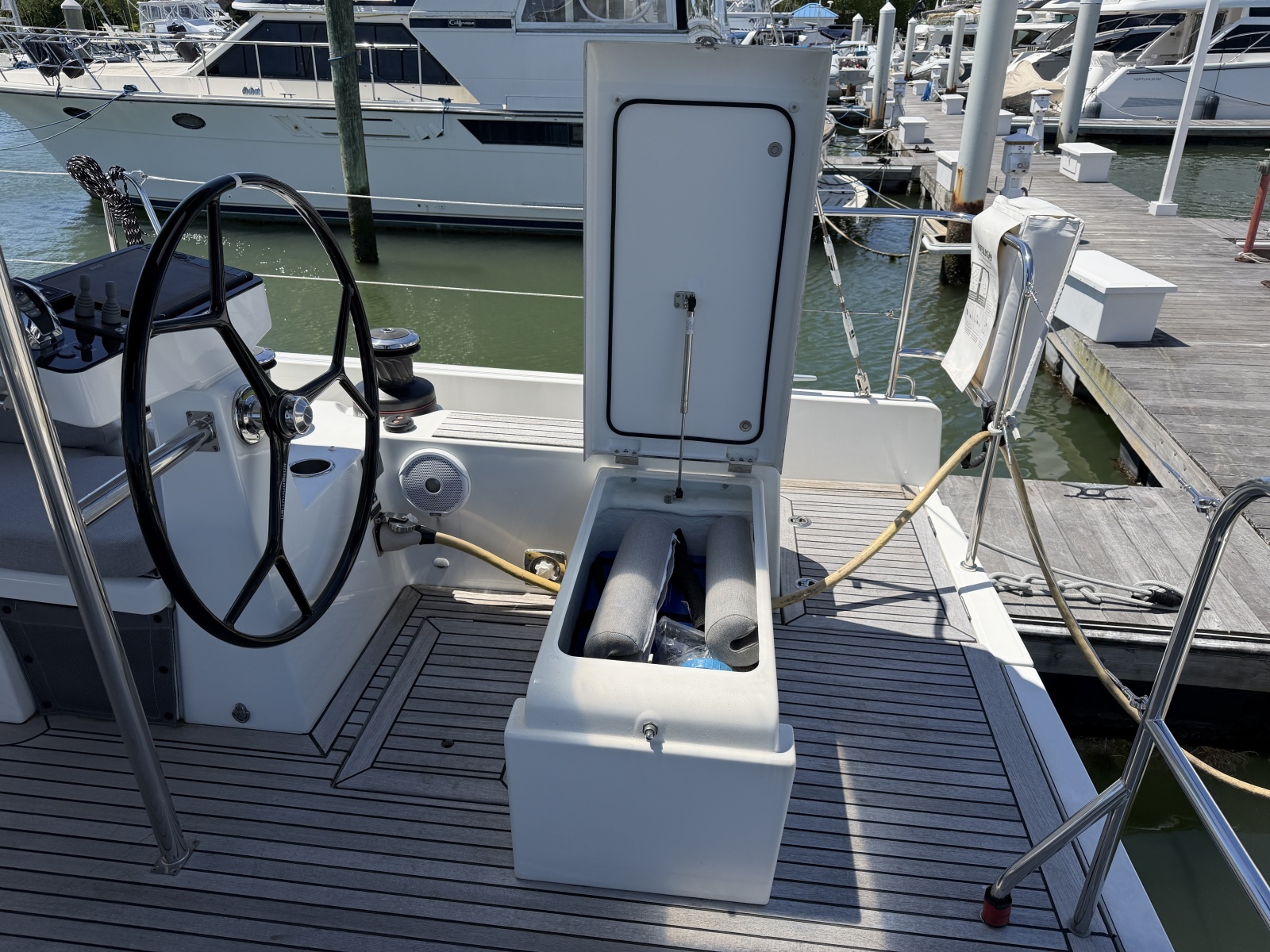 Circe 54ft Beneteau Yacht For Sale