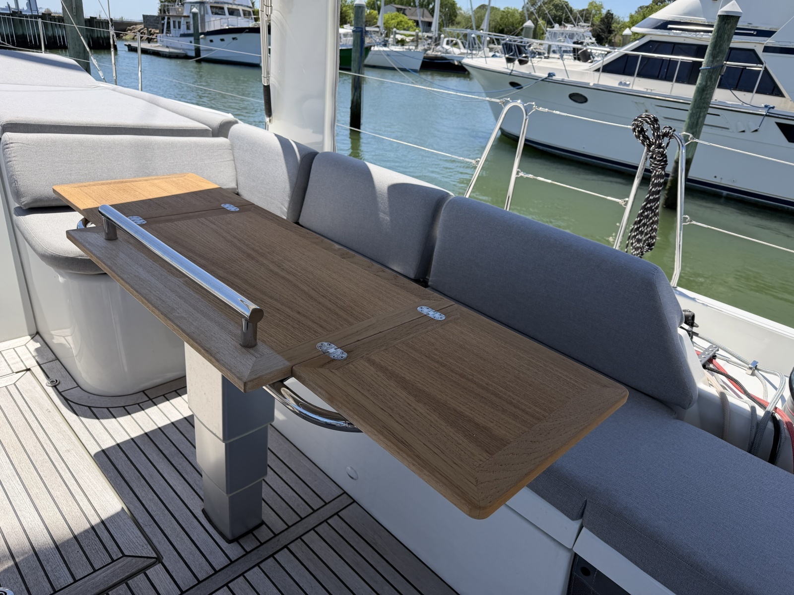 Circe 54ft Beneteau Yacht For Sale