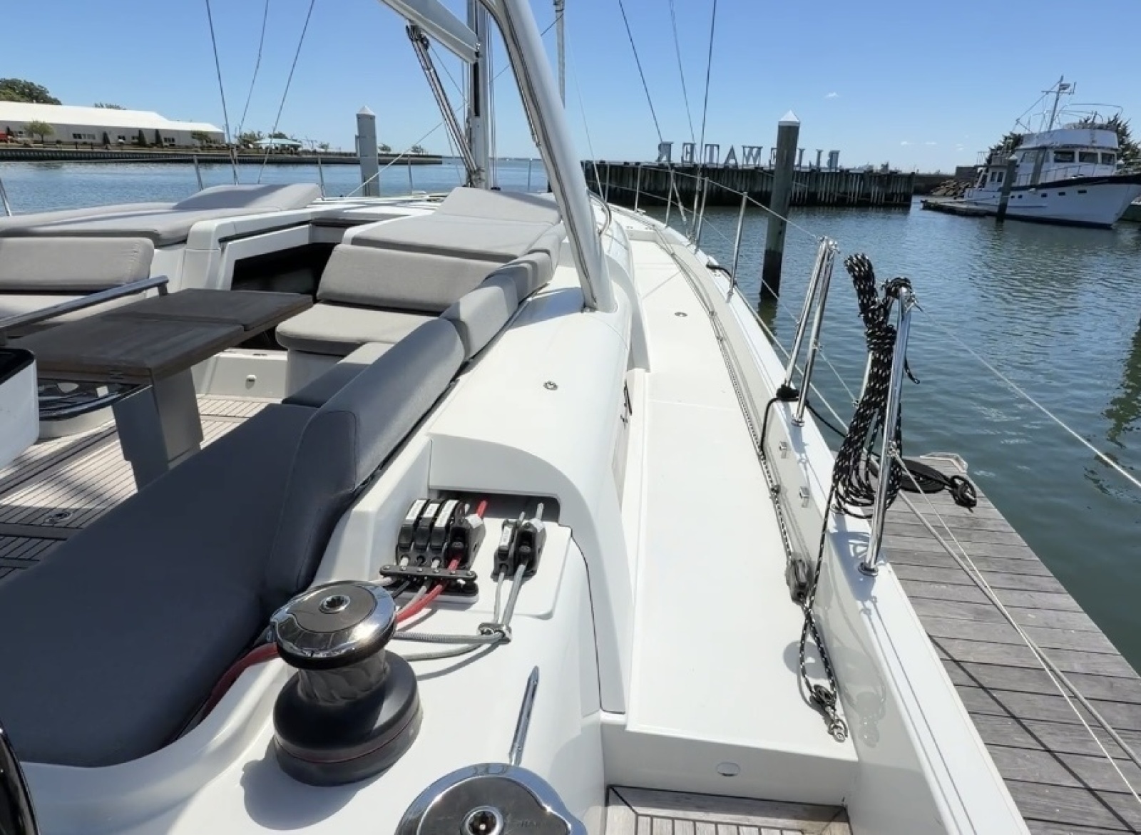 Circe 54ft Beneteau Yacht For Sale