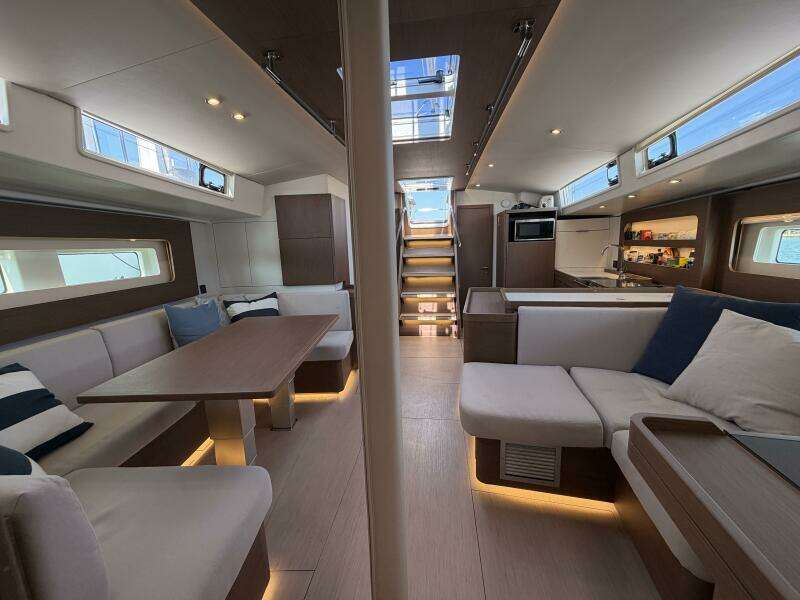 Circe 54ft Beneteau Yacht For Sale