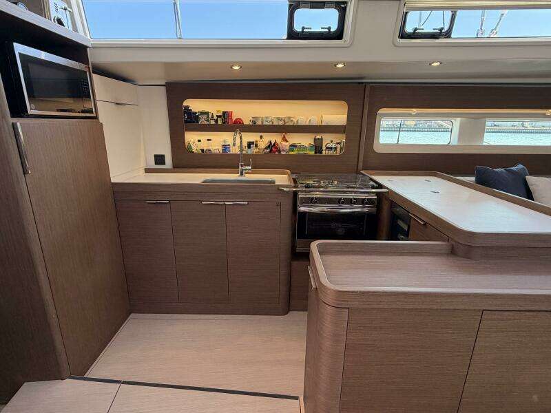 Circe 54ft Beneteau Yacht For Sale