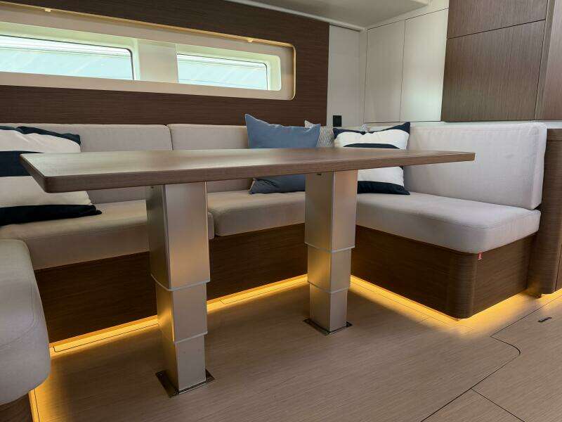 Circe 54ft Beneteau Yacht For Sale