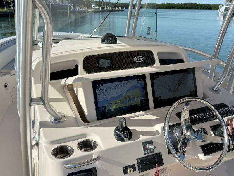 REPOWERED 33ft Grady White Yacht For Sale