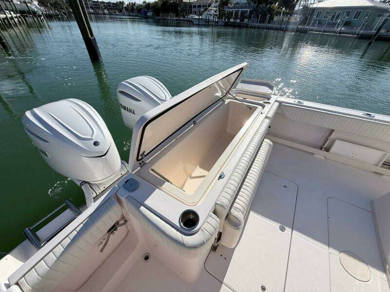 REPOWERED 33ft Grady White Yacht For Sale