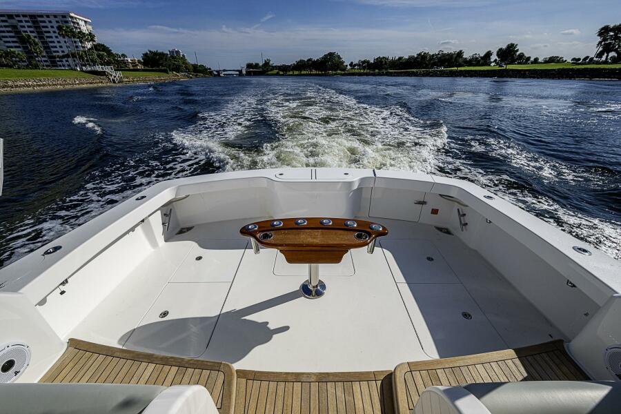 48' 2023 Viking Sport Tower