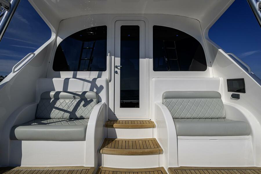 48' 2023 Viking Sport Tower