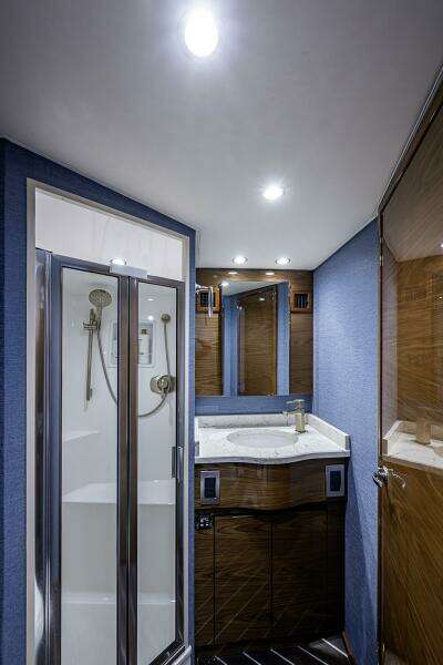 Viking 48 - Salty Soul - Head