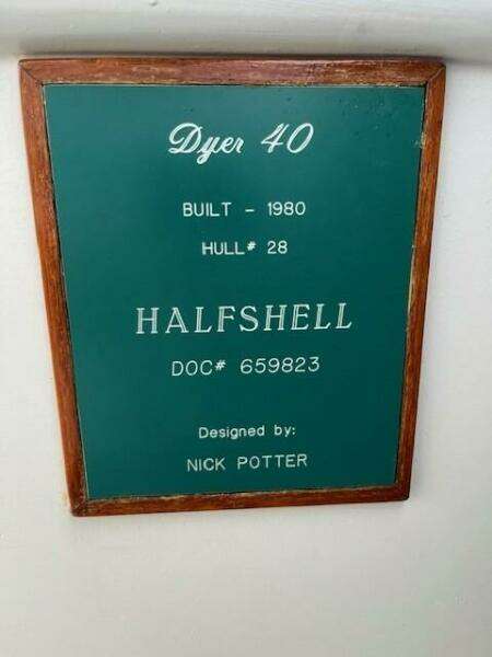 HALF SHELL 40ft Dyer Yacht For Sale