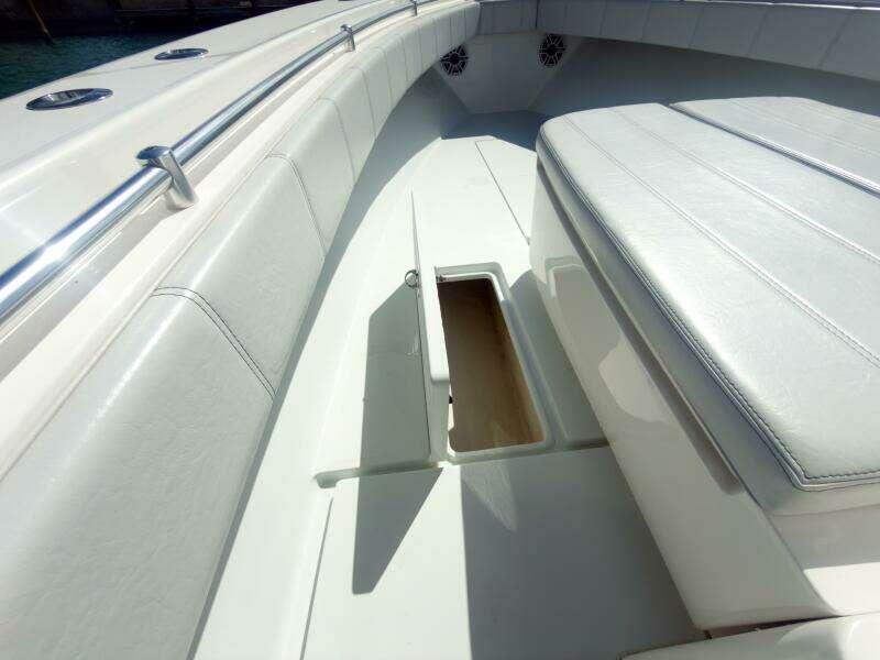 Fast Cash 32ft Contender Yacht For Sale