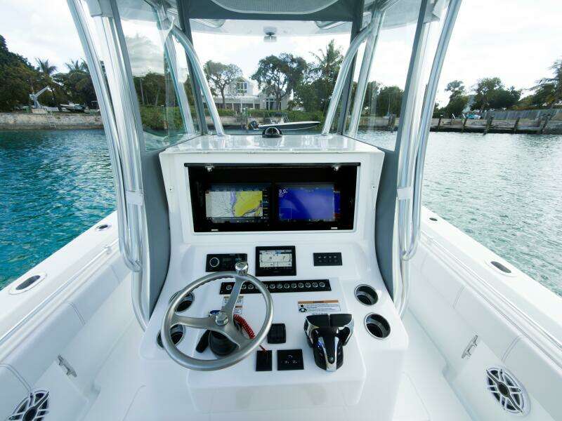 Fast Cash 32ft Contender Yacht For Sale