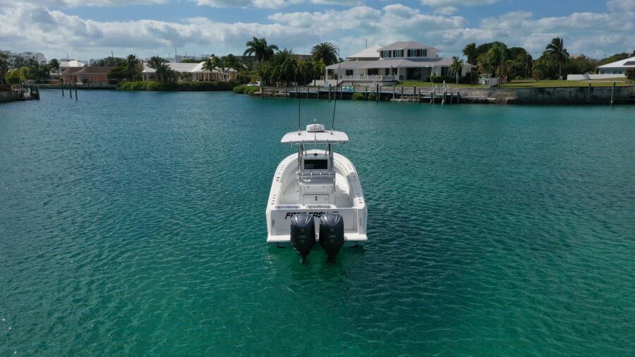 32' 2023 Contender 32 ST