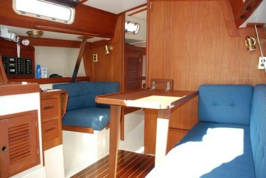 28' 1993 Tartan Piper 28