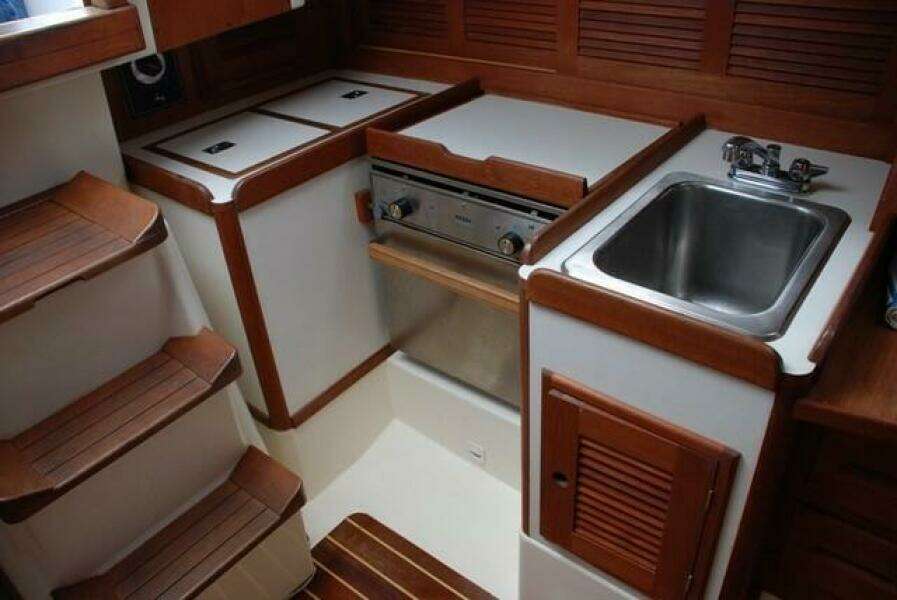 28ft Tartan Yacht For Sale