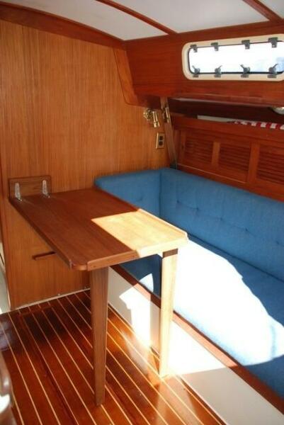 28' 1993 Tartan Piper 28