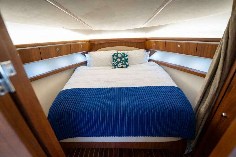 Blue Pearl 42ft Tiara Yachts Yacht For Sale