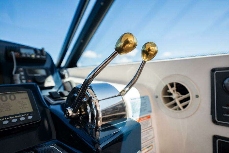 Blue Pearl 42ft Tiara Yachts Yacht For Sale