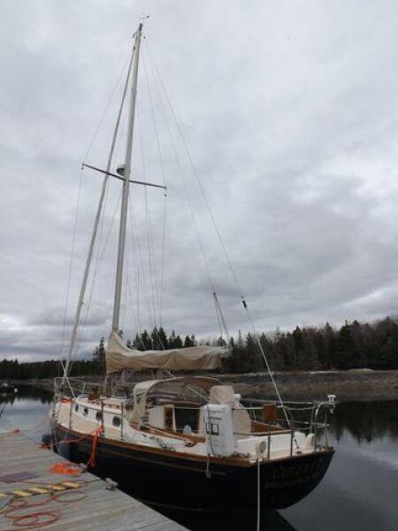 36' 1987 Cape Dory Cape Dory 36