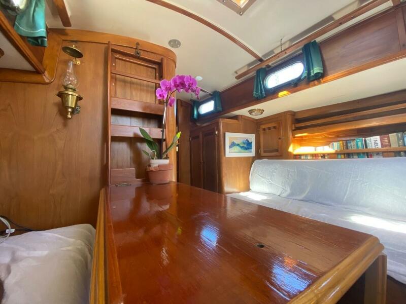 36' 1987 Cape Dory Cape Dory 36