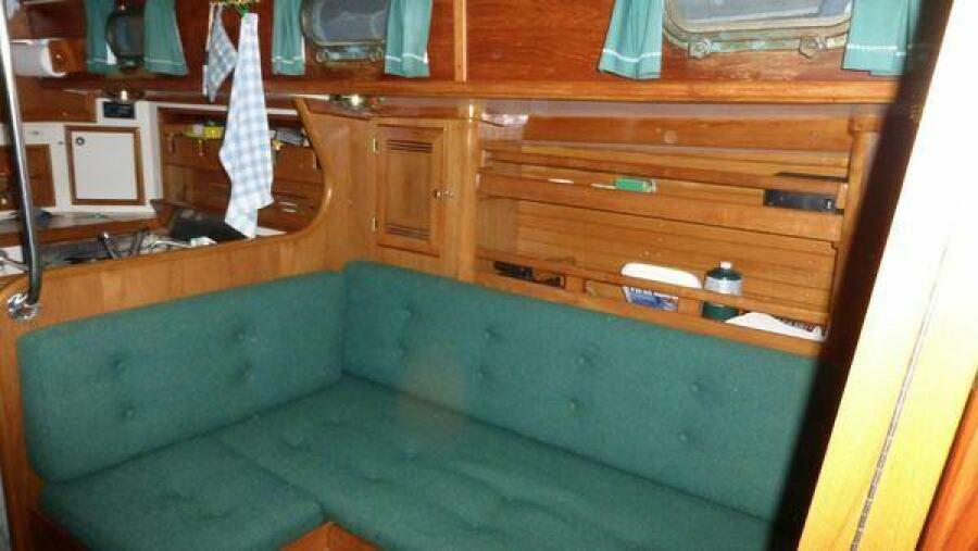 36' 1987 Cape Dory Cape Dory 36